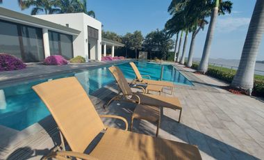 Isla Mocoli, Vendo Excelente Terreno Esquinero Unifamiliar 513 m²