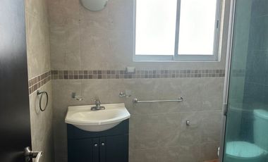 Renta de despachos, oficinas, consultorios, en Col. La Paz