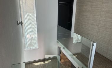 Renta de despachos, oficinas, consultorios, en Col. La Paz
