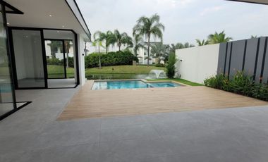 Isla Mocoli, Vendo Casa de Estreno 4 Dorm con Piscina y Jacuzzi, Vista Al Lago