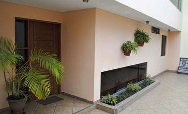 Ocasión Venta Casa Gardenias  remodelada fte/parque 252At remodelada  $.504,000 a tratar