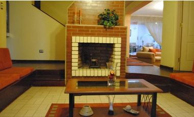 Ocasión Venta Casa Gardenias  remodelada fte/parque 252At remodelada  $.504,000 a tratar
