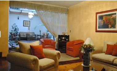 Ocasión Venta Casa Gardenias  remodelada fte/parque 252At remodelada  $.504,000 a tratar
