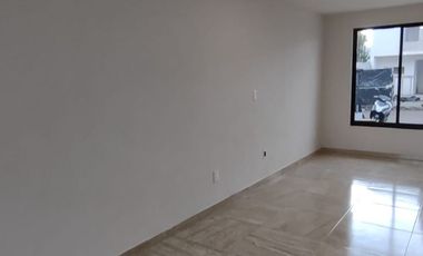 Casas Nuevas en Venta 6 minutos de Paseo Tollocan, $2,350,000 Acepto Creditos