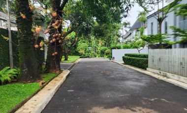 Rumah Cantik Mewah Elegan Siap Huni Strategis Area Kemang Jakarta Selatan