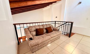 RENTA de bonita CASA ÁNGELES con alberca y jacuzzi climatizados; con vistas panorámicas con enorme jardín en Fracc Rancho San Diego en Ixtapan de la S