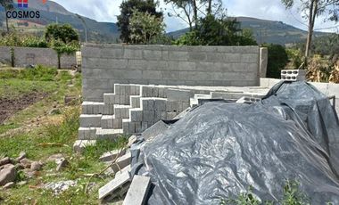 Venta de terreno en Otavalo sector Gualavi por San Pablo del Lago, 810 m2