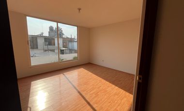 CASA EN VENTA TOLUCA SAN FELIPE TLALMIMILOLPAN