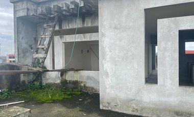 venta edificio en obra gris en la Concordia