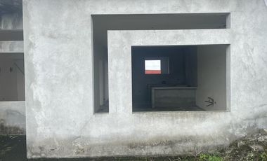 venta edificio en obra gris en la Concordia