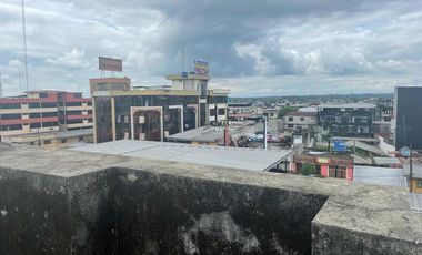 venta edificio en obra gris en la Concordia