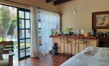 SE VENDE CASA EN CLUB DE GOLF CON BUNGALOW