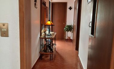 SE VENDE CASA EN CLUB DE GOLF CON BUNGALOW
