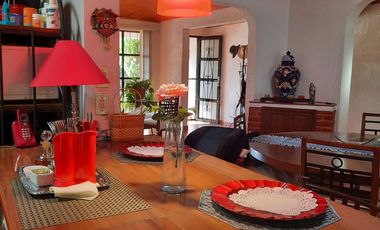 SE VENDE CASA EN CLUB DE GOLF CON BUNGALOW