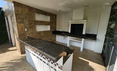 Samborondon, Renta de hermosa casa 4 dormitorios con Piscina, jacuzzi y sauna