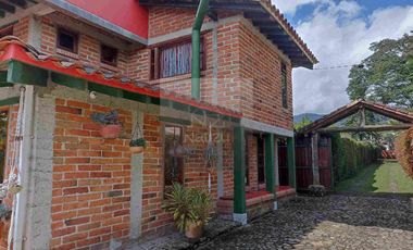 Finca para la venta, ubicada en el casco urbano de La Ceja