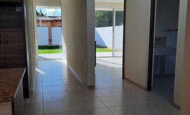 EN VENTA CASA NUEVA DE UN PISO EN TEQUISQUIAPAN