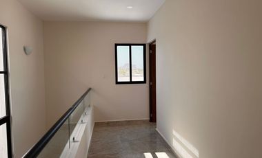 Casa en Venta en Conkal, Privada Al Norte de La Ciudad