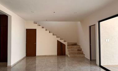 Casa en Venta en Conkal, Privada Al Norte de La Ciudad