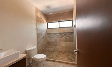 Casa en Venta en Conkal, Privada Al Norte de La Ciudad