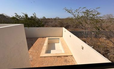 Casa en Venta en Conkal, Privada Al Norte de La Ciudad