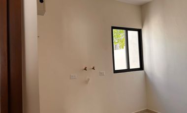 Casa en Venta en Conkal, Privada Al Norte de La Ciudad