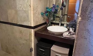 Departamento en 3er. piso en Torre Santa María. Alberca, gimnasio y vigilancia 24/7