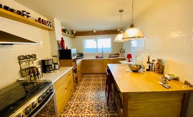 CASA EN VENTA INTERLOMAS CON PRECIO DE OPORTUNIDAD