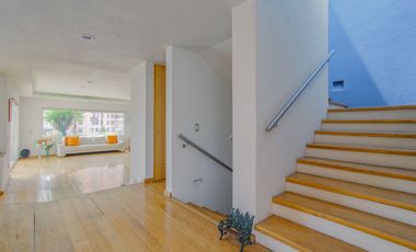 CASA EN VENTA INTERLOMAS CON PRECIO DE OPORTUNIDAD