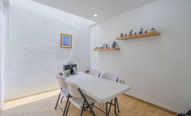 CASA EN VENTA INTERLOMAS CON PRECIO DE OPORTUNIDAD