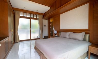 3 Bedroom Pool Villa in Saraphi