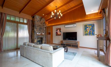 3 Bedroom Pool Villa in Saraphi