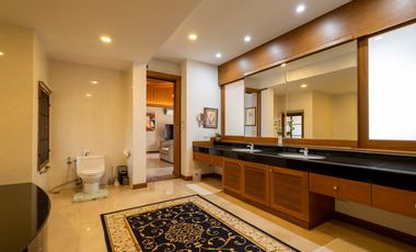 3 Bedroom Pool Villa in Saraphi