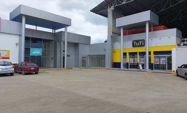 Local Comercial de alquiler en Gasolinera de la Vía a Daule, 2 pisos, 350 m