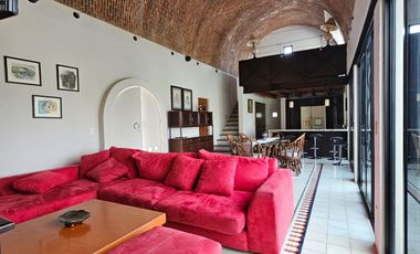LAS CAÑADAS OPORTUNIDAD CASA EN VENTA CON ALBERCA Y LOFT INDEPENDIENTE