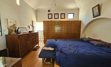LAS CAÑADAS OPORTUNIDAD CASA EN VENTA CON ALBERCA Y LOFT INDEPENDIENTE