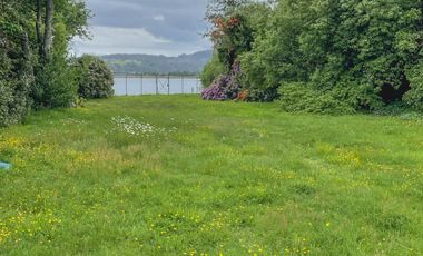 Excelente Terreno Urbano de 2486m2 con Casa en Valdivia a orilla del Río Calle Calle