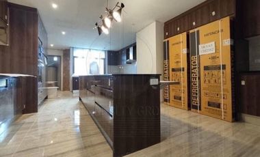 Sale with Tenant Baan 4 bedrooms 3 bathroom Baan Saechuan