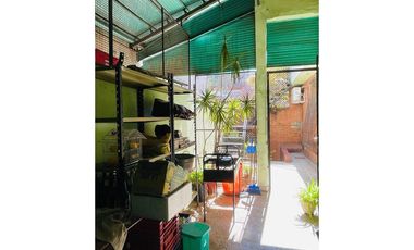 Venta PH a Reciclar con Terraza Propia Parque Chacabuco