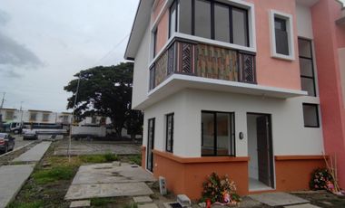 3 Bedroom Duplex/Single Attached