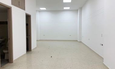 PR20997 Local independiente en venta en el sector San Joaquin