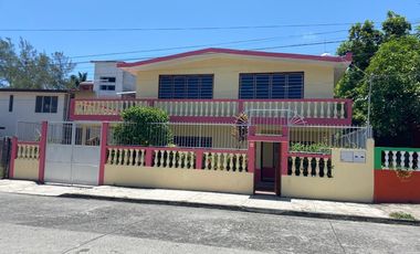 CASA EN VENTA CALLE 16 DE SEPTIEMBRE, SANTIAGO DE LA PEÑA