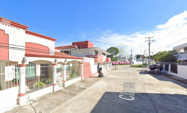 Casa de Recuperación Bancaria en Claveles, Las Rosas, 86360 Comalcalco, Tab., México