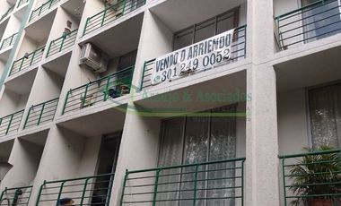 En Girardot - Cundinamarca - Colombia Vendemos hermoso apartamento en condominio.Brisas de Agua Blanca con 4 balcones.
