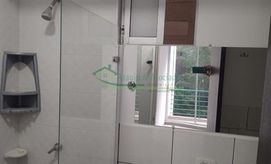 En Girardot - Cundinamarca - Colombia Vendemos hermoso apartamento en condominio.Brisas de Agua Blanca con 4 balcones.