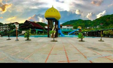 BATANGAS BEACHFRONT RESORT FOR SALE