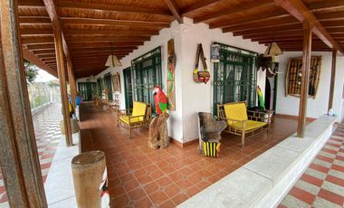 se alquila finca en altagracia por dias