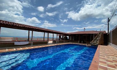 se alquila finca en altagracia por dias