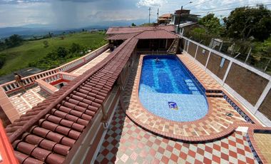 se alquila finca en altagracia por dias