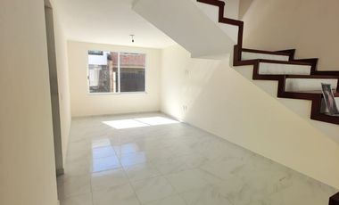 CASA EN VENTA EN IXTAPAN DE LA SAL
